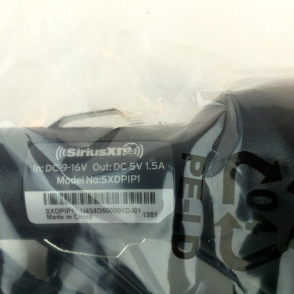 SiriusXM SXDPIP1 5V Cigarette Power Adapter - Picture 3 of 7